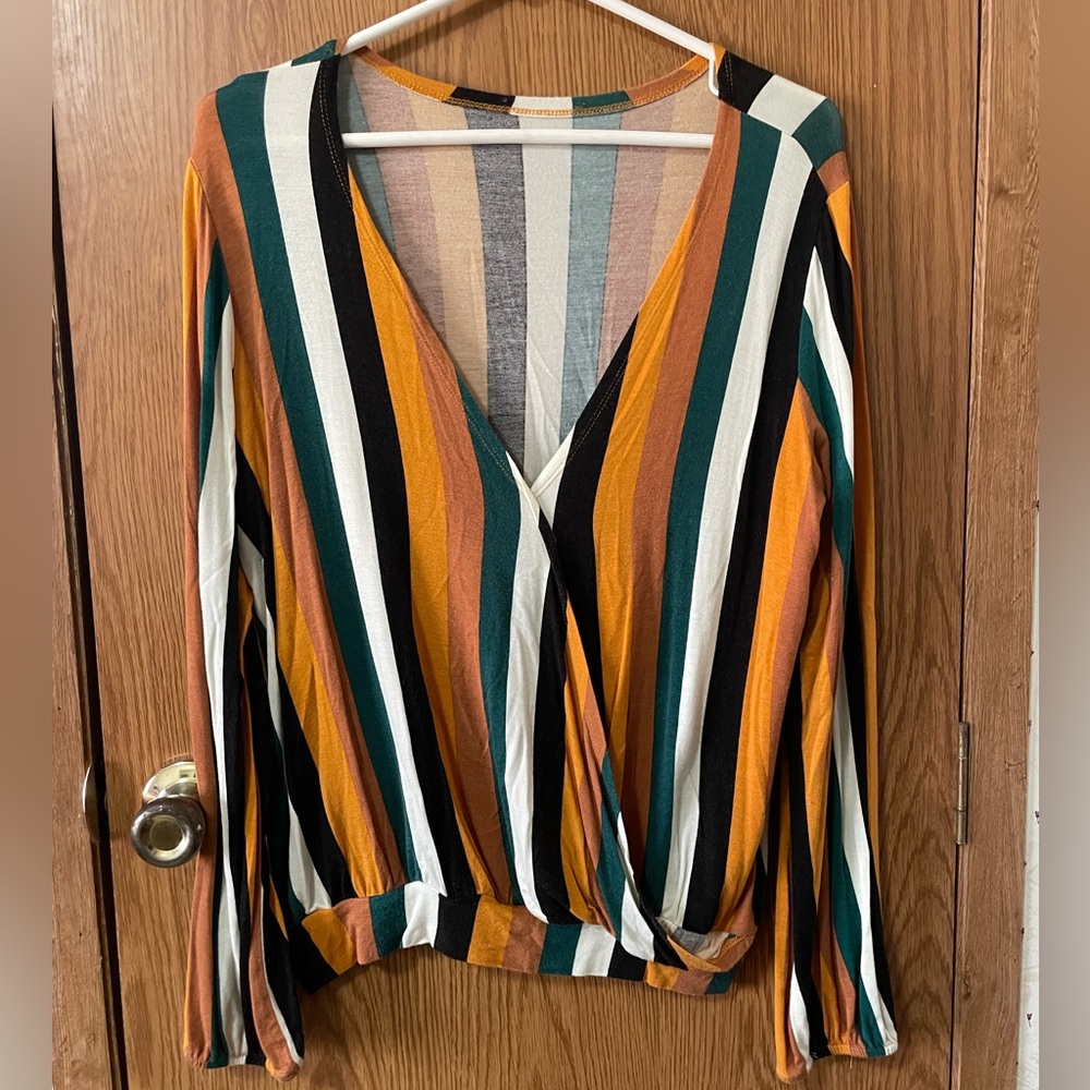 Striped V-Neck Long Sleeve Top